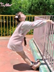 画像13: 【Last one】【ToAlice】C8012こぶたさん二ットトップス (13)