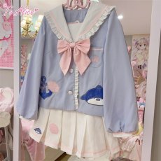 画像2: 【送料無料】C8650サメちゃん刺繡プリーツスカート《予約受付》 (2)