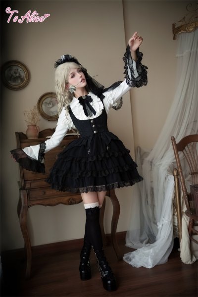 Last one】【BlackShamrock】F236 クロスコルセット風 ティアード