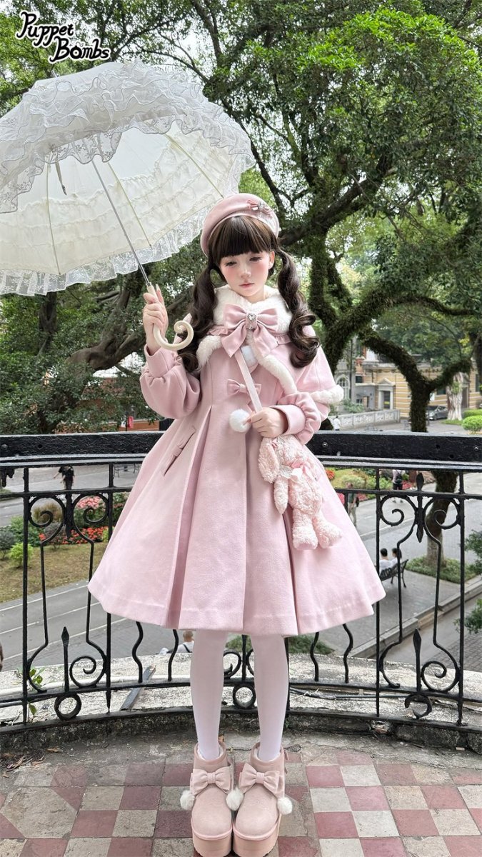 画像37: 【PuppetBombs】Q103 ケープ付きスカラップリボンコート (37)