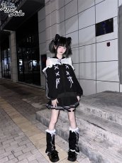 画像35: 【PuppetBombs】Q14オープンショルダーレースアップパーカー (35)