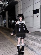 画像34: 【PuppetBombs】Q14オープンショルダーレースアップパーカー (34)