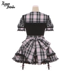 画像2: 【Last one】【Puppet Bombs】Q158 チェック切り替えセーラーベルトデザインワンピース【30％OFF】 (2)
