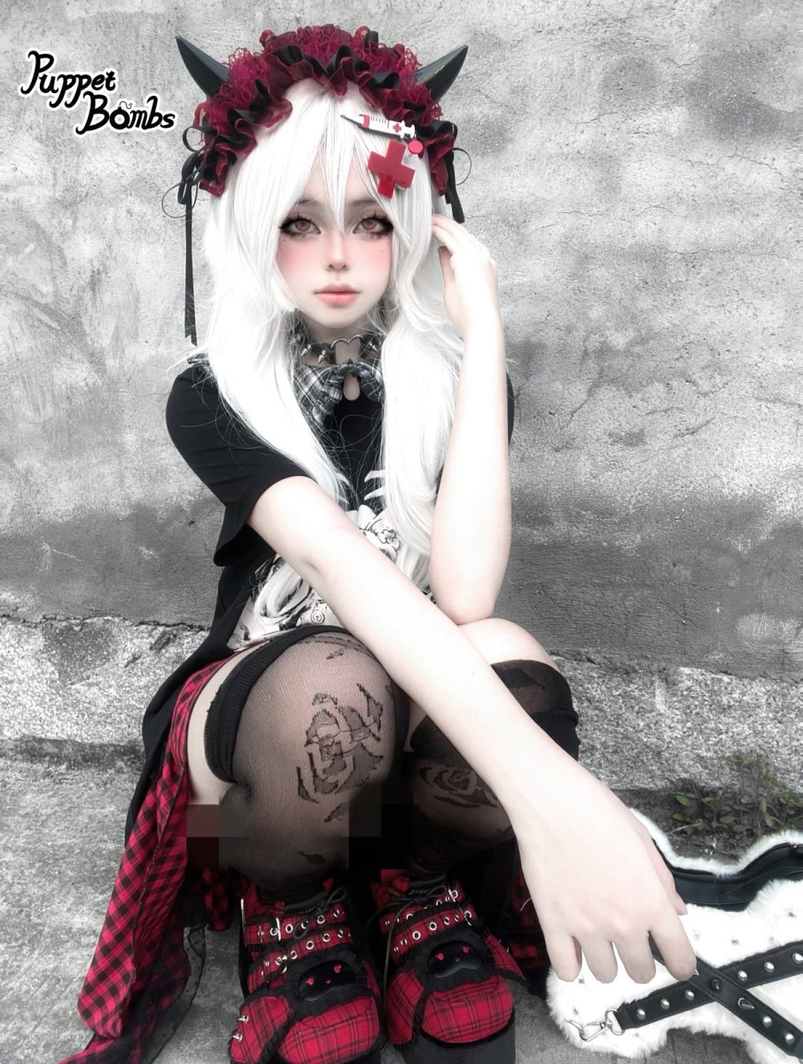 画像6: 【Puppet Bombs】QS72 スタッズクロスチャームチョーカー (6)