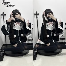 画像25: 【Puppet Bombs】Q20 はしごレースフレア袖猫耳パーカー (25)