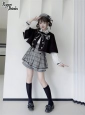 画像5: 【PuppetBombs】Q386  エンブレム付きケープシルエットコート (5)