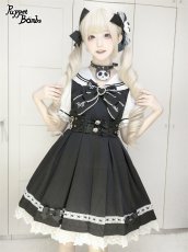 画像4: 【PuppetBombs】レイヤード風セーラーはしごレースワンピース (4)