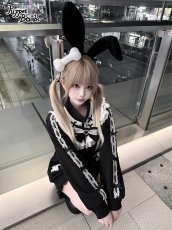 画像2: 【Puppet Bombs】Q483 リボンデコヨーク切り替えパーカー (2)