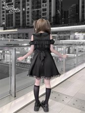 画像8: 【送料無料】Q554 オフショルフリルロングワンピース《予約受付》 (8)