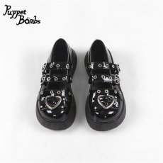 画像2: 【Puppet Bombs】QZ5 ダブルハートベルト厚底パンプス【50%OFF】 (2)