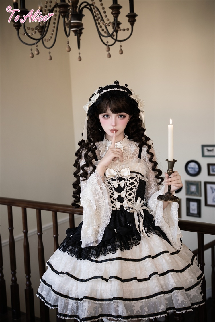 alice auaa袖レース付きブラウス alice auaa袖レース付きブラウス