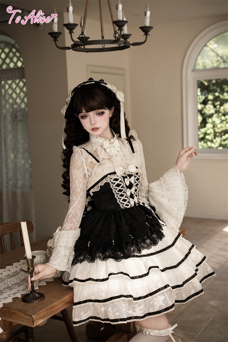 alice auaa袖レース付きブラウス alice auaa袖レース付きブラウス