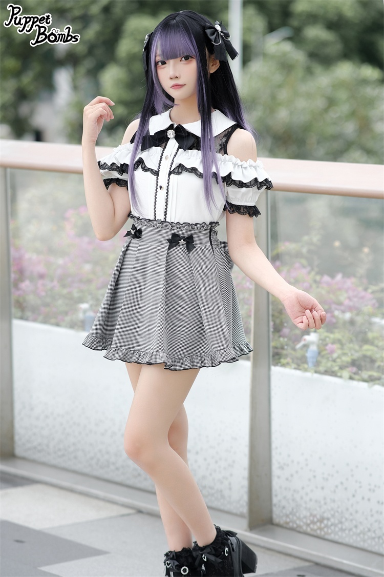 画像10: 【PuppetBombs】Q216 オープンショルダーフリルブラウス【30%OFF】 (10)