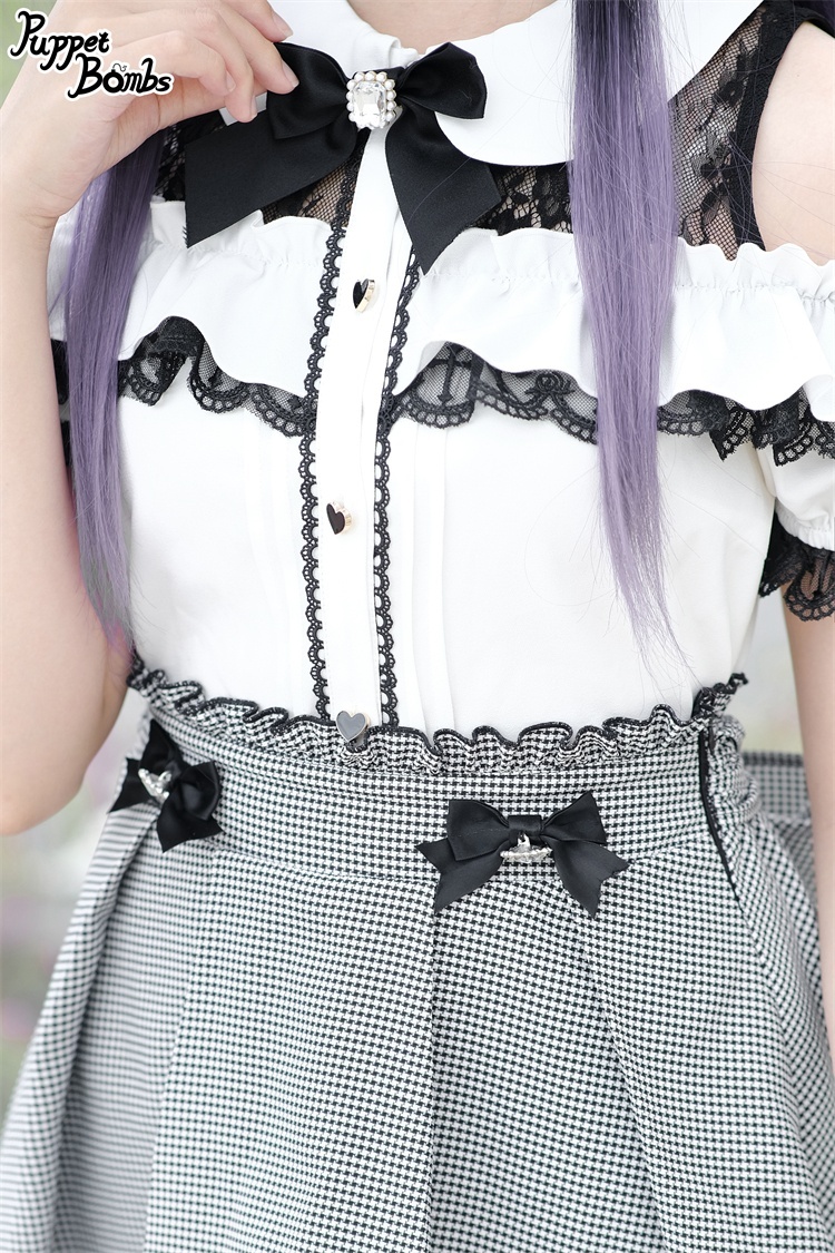 画像9: 【PuppetBombs】Q216 オープンショルダーフリルブラウス【30%OFF】 (9)