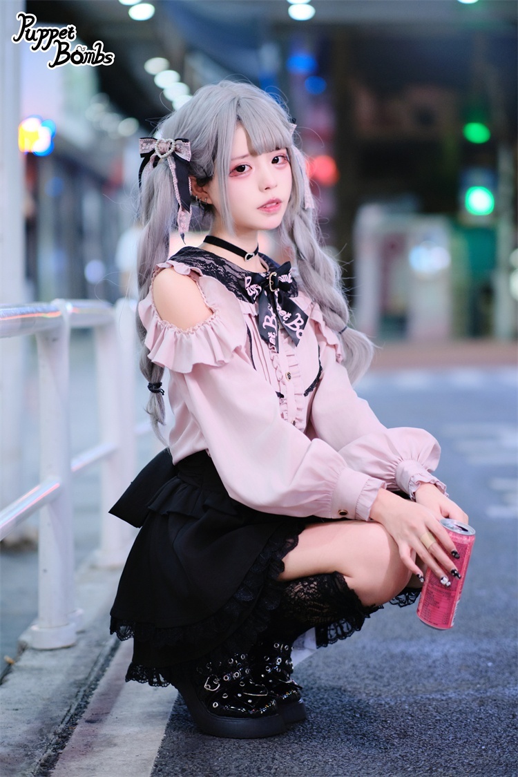 画像9: 【PuppetBombs】Q29 オープンショルダーフリルリボンブラウス (9)