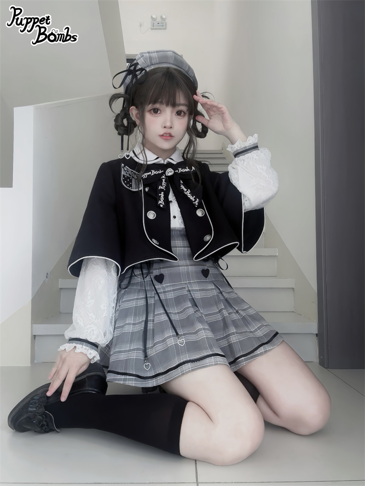 画像6: 【PuppetBombs】Q386  エンブレム付きケープシルエットコート (6)