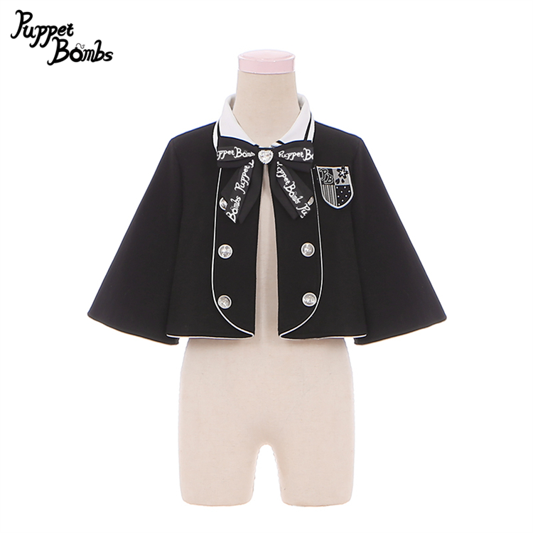 画像1: 【PuppetBombs】Q386  エンブレム付きケープシルエットコート (1)