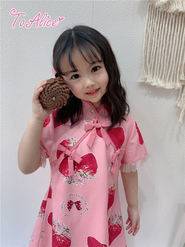 大特価】【Kids】TZC5344いちごプリントチャイナワンピース - To Alice